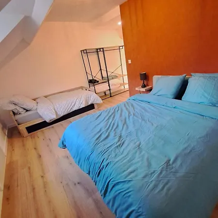 Hébergement de vacances De Groupe Ardennais 18p Haybes