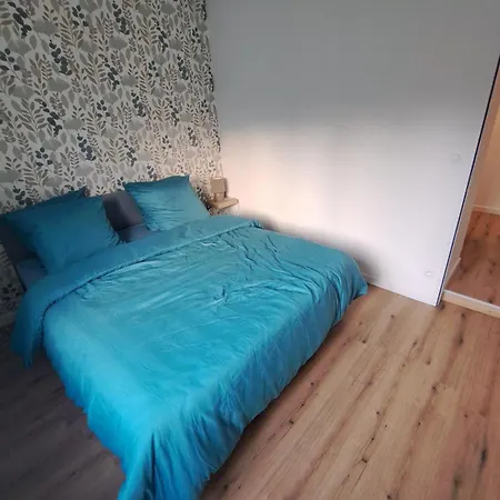 Ardennais 18 Personnes 