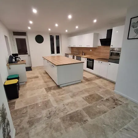 Ardennais 18 Personnes 